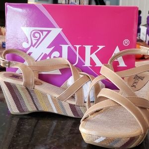 NWB tan wedge sandals